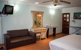 Lenasia Guest Lodge